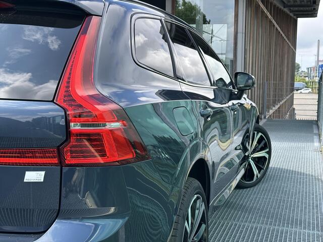 Volvo XC60 2.0 T6 Plug-in hybrid AWD Plus Dark Hybrid, Automaat, Panoramadak, Trekhaak semi elektrisch, 21 inch wielen, Stoelverwarming, Extra getinte ramen