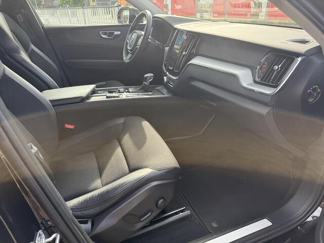 Volvo XC60 2.0 T5 250 pk AWD Momentum Pro