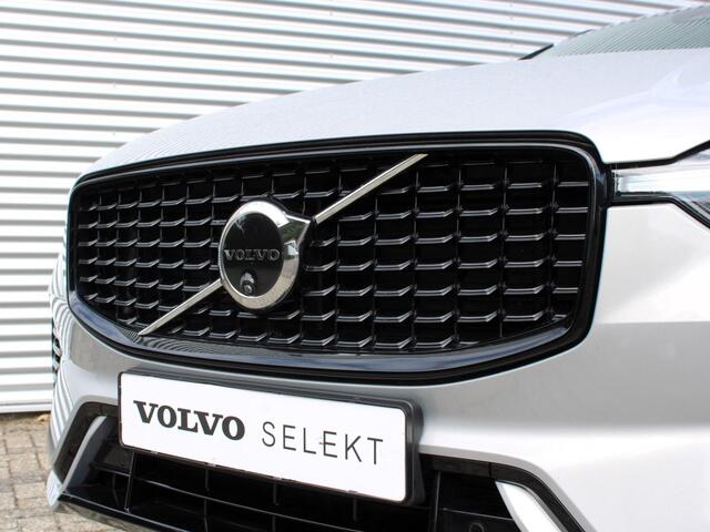 Volvo XC60 2.0 T6 Plug-in hybrid AWD Plus Dark / Trekhaak / Adaptive Cruise / Panoramadak / Leder / Elektrische Stoelen / Verwarmbare voor- en achterstoelen + Stuur / BLIS / Keyless /
