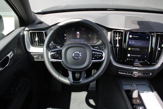 Volvo XC60 2.0 T6 Plug-in hybrid AWD R-Design - H&K - Keyless - ACC - Pano - Memory - Stoel/Stuurverwarming - Rijklaar
