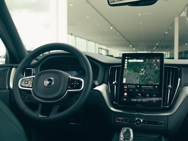 Volvo XC60 T6 Aut. Plug-in hybrid AWD Plus Black Edition | HEICO STYLING KIT