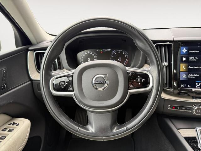 Volvo XC60 2.0 B5 Inscription | Lederen bekleding | Elektrisch verstelbare bestuurderstoel | Apple Carplay & Android auto |