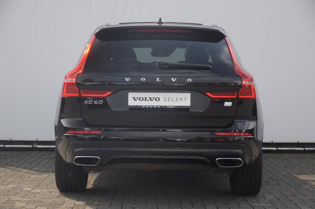Volvo XC60 T6 340PK Automaat Recharge AWD R-Design / Cruise control / Harman Kardon Audio / Elektrische achterklep / Apple carplay / parkeersensoren met camera / Elektrische stoelen / Panoramadak / Sportstoelen / Stoel - en stuurwielverwarming / Keyless entry
