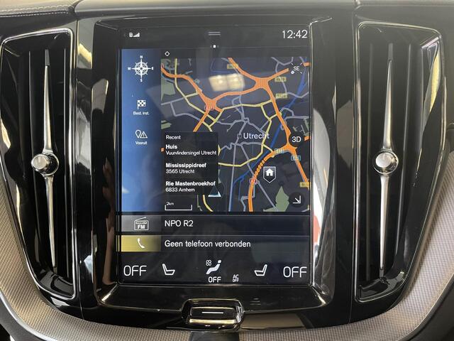 Volvo XC60 2.0 T8 Twin Engine AWD R-Design | TREKHAAK | PANO | ACC |