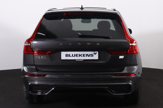 Volvo XC60 T6 Recharge AWD Plus Dark - LONG RANGE - Panorama/schuifdak - IntelliSafe Assist & Surround - Harman/Kardon audio - Adaptieve LED koplampen - Parkeercamera achter - Verwarmde voorstoelen, stuur & achterbank - Parkeersensoren voor & achter - Elektr. bedien