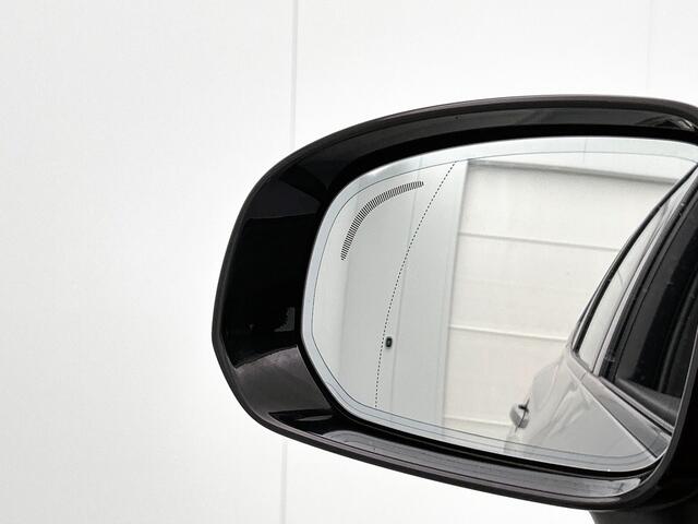 Volvo XC60 2.0 T6 Ultimate Dark | Panorama Dak | 360* camera | Trekhaak |