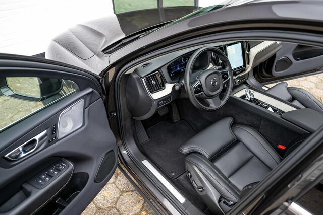 Volvo XC60 2.0 T6 AWD Inscription 398pk LONG RANGE Massage