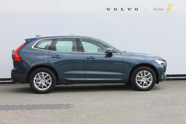 Volvo XC60 T5 AWD 250pk Automaat Momentum Navigatie / Panoramisch schuif-kanteldak / Apple Carplay / Semi elektrisch wegklapbare trekhaak / Lederen bekleding / Cruise Control