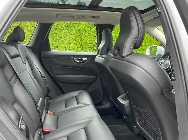 Volvo XC60 2.0 T4 Incription Camera I Pano I All-in prijs!
