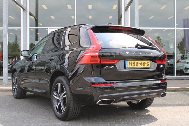 Volvo XC60 T8 Plug-in hybrid AWD R-Design | Schuif/kanteldak | El. Trekhaak | Camera | Privacy glas