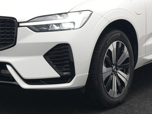 Volvo XC60 T6 AWD Plus Dark Long Range Plug In Hybrid 350pk Dealer O.H PHEV | Panodak | Adaptive Cruise | Camera | Harman Kardon | Lederen Sportstoelen Memory & Verwarmd | Apple Carplay | Pilot Assist | Google Assistant & Maps | Virtual | DAB |