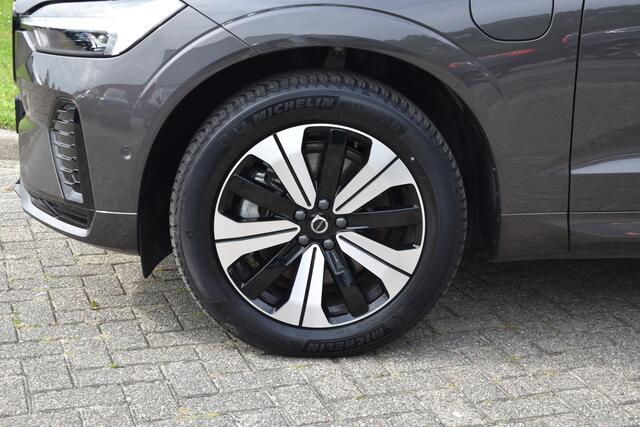 Volvo XC60 2.0 T6 Plug-in hybrid AWD Plus Dark Pano dak | ACC | 360 Camera | Trekhaak | Leder | Blis