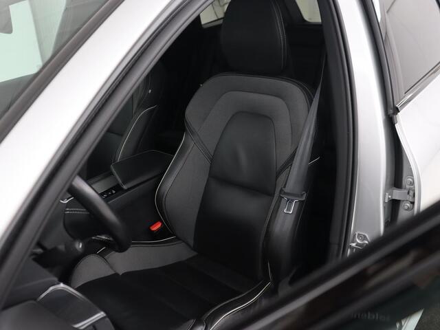 Volvo XC60 2.0 Recharge T6 AWD R-Design | Panoramadak | Stoel & stuurverwarming | Adaptive cruise | Camera | BLIS | Carplay | Half leder | Navigatie | 21'' lichtmetalen velgen | PHEV | Plug In