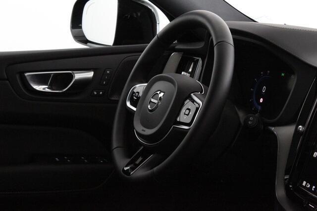 Volvo XC60 2.0 T8 Plug-in hybrid AWD Ultimate Black Edition > 456pk/Pano.schuif/H&K/360°/Memory/head-up