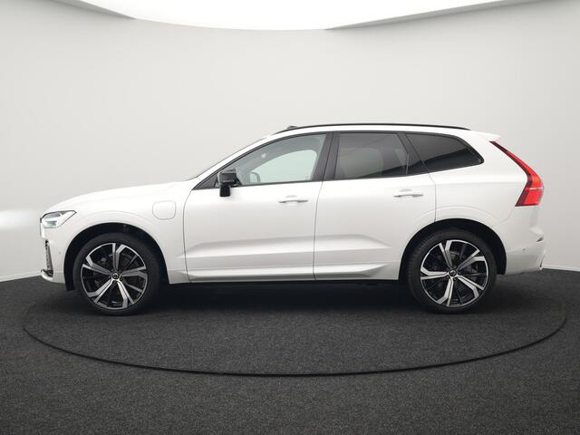 Volvo XC60 T8 AWD R-Design Plug In Hybrid 456pk Dealer O.H PHEV | Panodak | Head Up | 360 Camera | Adaptive Cruise | Google Assistant & Maps | Apple Carplay | Lederen Sportstoelen Memory & Verwarmd | Keyless | Navigatie | Pilot Assist | Virtual | DA