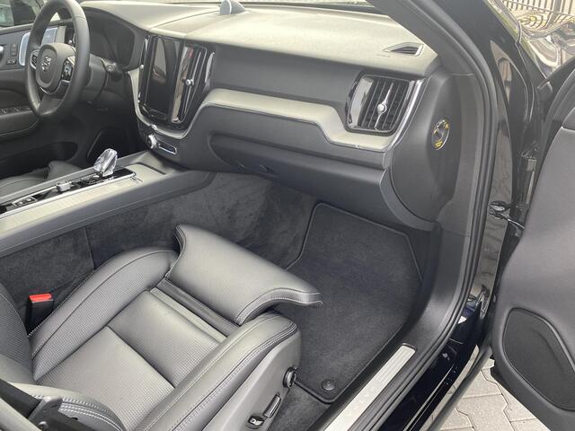 Volvo XC60 2.0 T8 Plug-in hybrid AWD Plus Black Edition Luchtvering/B&W/360/ACC