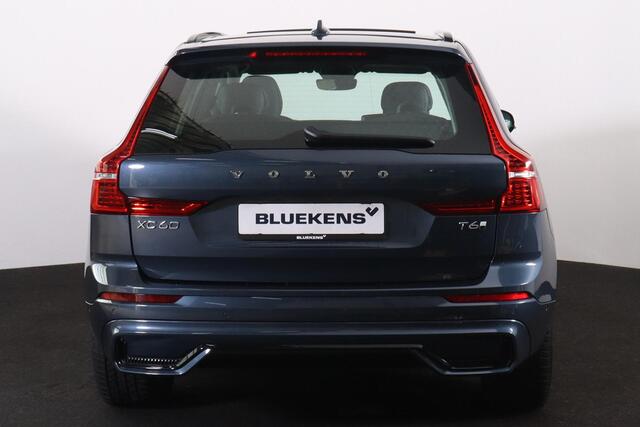 Volvo XC60 T6 Recharge AWD Ultra Dark - Panorama/schuifdak - IntelliSafe Assist & Surround - 360º Camera - Harman/Kardon audio - Adaptieve LED koplampen - Verwarmde voorstoelen, stuur & achterbank - Parkeersensoren voor & achter - Elektr. bedienb. voorstoelen met ge