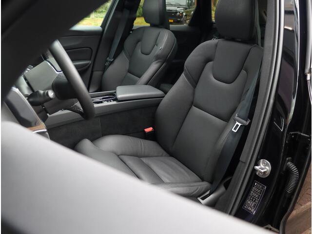 Volvo XC60 T8 Plug-in hybrid AWD Plus Dark 455PK | Harman Kardon | 22'' | 360 Cam | Winterpakket