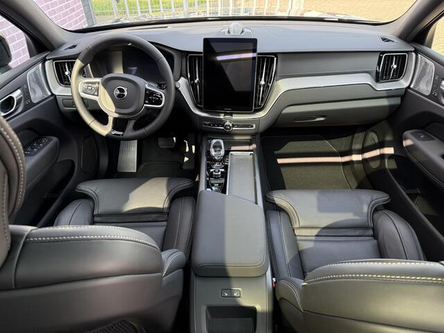 Volvo XC60 2.0 T8 Plug-in hybrid AWD Ultra Black Edition | Snel Rijden | Luchtvering | Bowers & Wilkins | Lounge | Stoel massage | Stoel koeling + verwarming |