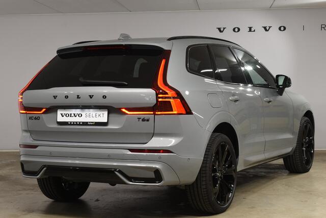 Volvo XC60 T6 350PK AWD Plus Black Edition / Head Up Display / 360 Camera / Panorama Dak / Lederen Bekleding / Elektrische Stoelen / Stuur & Stoelverwarming /