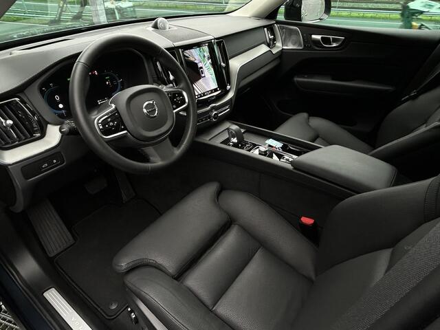 Volvo XC60 2.0 T8 Plug-in hybrid AWD Ultra Dark Hybrid, Automaat, Luchtvering, Panoramadak, Bower&Wilkins audio, Trekhaak semi elektrisch wegklapbaar, 360 graden parkeercamera