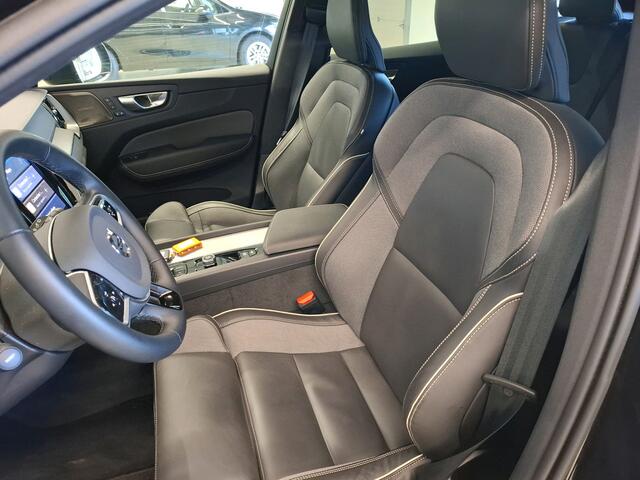 Volvo XC60 2.0 T6 PHEV AWD Ultra Black Edition PANO | 360° CAMERA | HK AUDIO | HUD | MEMORY