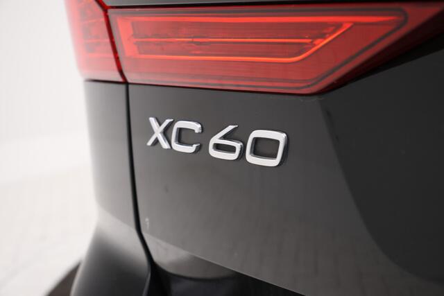 Volvo XC60 2.0 B4 Momentum Business Apple carplay,