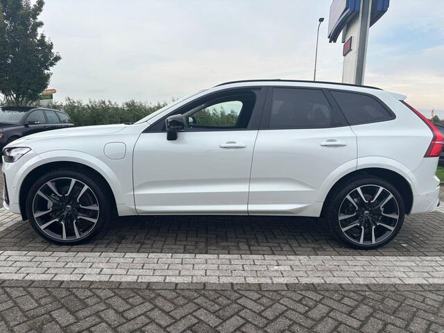Volvo XC60 T8 Plug-in hybrid AWD Ultimate Dark | Panoramadak | Trekhaak | Bowers & Wilkins | Heico Pakket