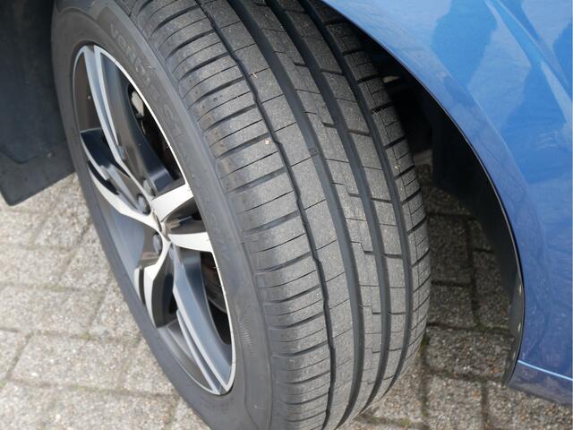 Volvo XC60 2.0 T5 AWD R-Design