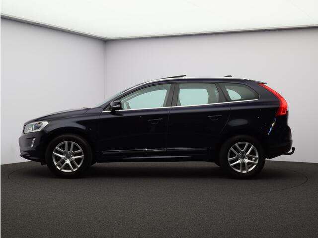 Volvo XC60 T5 245PK FWD Polar+ / Trekhaak / Parkeerverwarming / Leder / Panoramisch Dak / Elektrisch Verstelbare Stoelen / Verwarmbare Voorstoelen / Verwarmbare Voorruit / Parkeercamera /