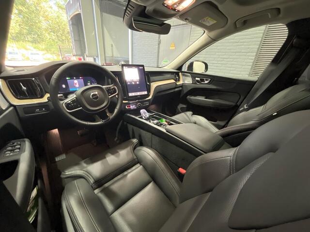 Volvo XC60 T8 Plug-in hybrid Ultra Dark | FACELIFT | MY2026! | Luchtvering | Bowers&Wilkins | 22 Inch | Massage