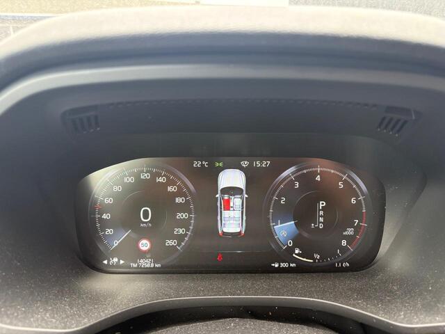 Volvo XC60 2.0 T5 R-Design | Nieuw Binnen | Blis | Adaptieve Cruise controle | DAB | Camera | Harman/Kardon | Keyless Entry |
