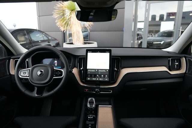 Volvo XC60 2.0 T6 Plug-in hybrid AWD Plus Dark FACELIFT 350pk Panoramadak/HarmanKardon/360Camera