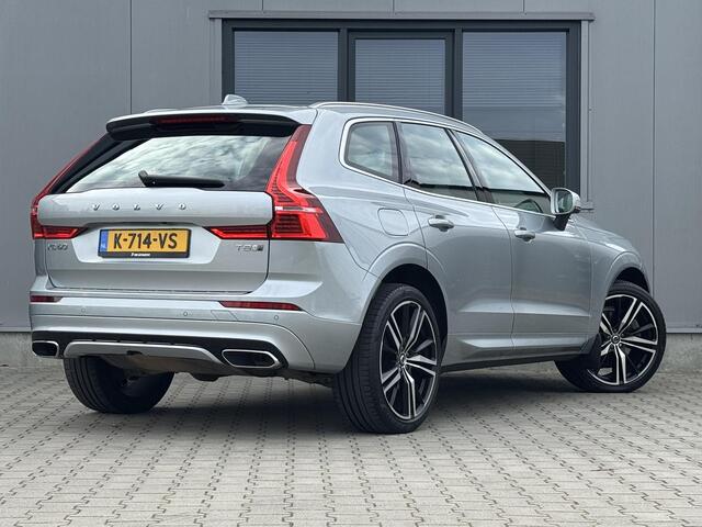 Volvo XC60 2.0 T8 Twin Engine AWD R-Design 392 PK | Pano | Trekhaak | Keyless