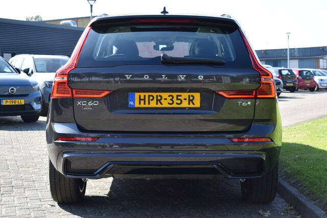 Volvo XC60 T6 AWD 350PK Plug-in Hybrid Ultra Dark | Trekhaak | 1.025km | BLIS | ACC | HUD |