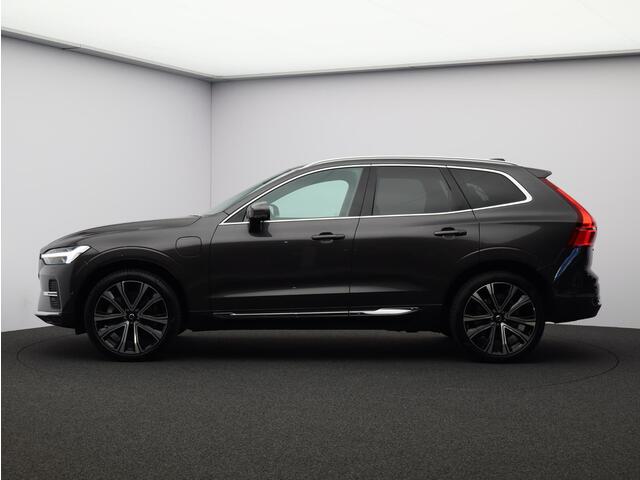 Volvo XC60 T6 AWD Plug-in hybrid Plus Bright / Trekhaak / 360 camera / Woolblend Interieur / Elektrische Stoelen / Panoramadak / Stoel+Stuurverwarming / BLIS / Keyless /