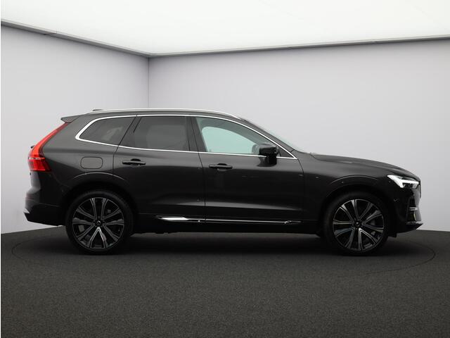 Volvo XC60 T6 AWD Plug-in hybrid Plus Bright / Trekhaak / 360 camera / Woolblend Interieur / Elektrische Stoelen / Panoramadak / Stoel+Stuurverwarming / BLIS / Keyless /
