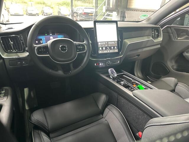 Volvo XC60 T6 Plug-in hybrid Plus Black Edition | FACELIFT | Panoramadak | 360° Camera | 21 Inch | harman/kardon | ACC