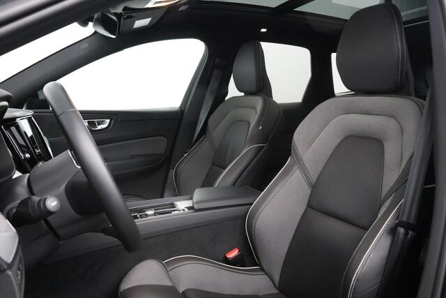Volvo XC60 2.0 T6 Plug-in hybrid AWD R-Design | Panoramadak | Trekhaak | Leder |