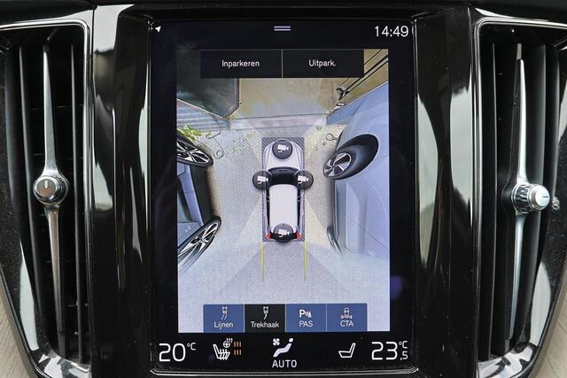 Volvo XC60 Recharge T8 AWD Inscription - Luchtvering - Panorama/schuifdak - IntelliSafe Assist & Surround - 360º Camera - Harman/Kardon audio - Adaptieve LED koplampen - Verwarmde voorstoelen & stuur - Parkeersensoren voor & achter - Elektr. bedienb. voorstoelen met