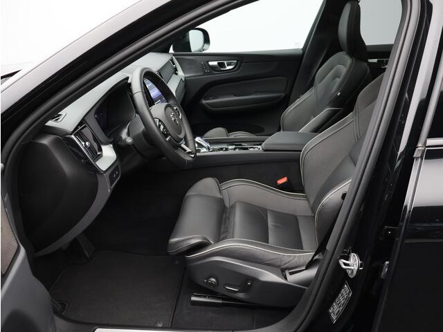 Volvo XC60 2.0 T8 Plug-in hybrid AWD Ultra Black Edition / Trekhaak / Head-up Display / 360 Camera / Harman Kardon / Panoramadak / Elektrische Stoelen / BLIS / Keyless /
