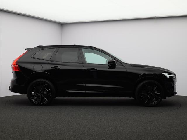 Volvo XC60 2.0 T8 Plug-in hybrid AWD Ultra Black Edition / Trekhaak / Head-up Display / 360 Camera / Harman Kardon / Panoramadak / Elektrische Stoelen / BLIS / Keyless /