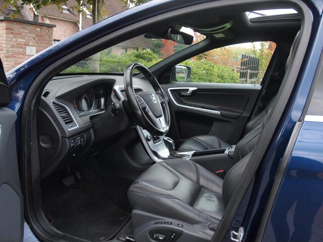 Volvo XC60 2.0 D3 FWD Ocean Race | Panoramadak | Camera | Cruise Control | Trekhaak | Leer | Automaat |