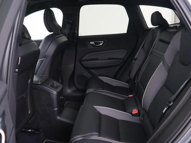 Volvo XC60 2.0 Recharge T8 AWD R Design | Panoramadak | Head-Up | Trekhaak | Harman/Kardon | Camera | Adaptive cruise | Stoelverwarming | Memory | Navigatie