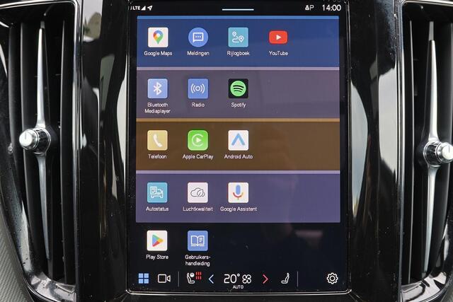 Volvo XC60 T6 Recharge AWD Ultra Dark - Luchtvering - Panorama/schuifdak - IntelliSafe Assist & Surround - 360º Camera - Adaptieve LED koplampen - Verwarmde voorstoelen, stuur & achterbank - Parkeersensoren voor & achter - Elektr. bedienb. voorstoelen met geheugen -