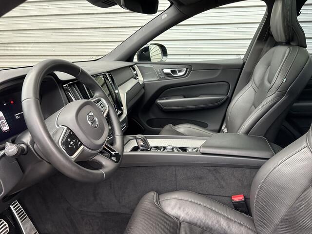 Volvo XC60 T6 Plug-in hybrid AWD R-Design / Stoelventilatie & massage / Luchtvering / 20" / Long Range /