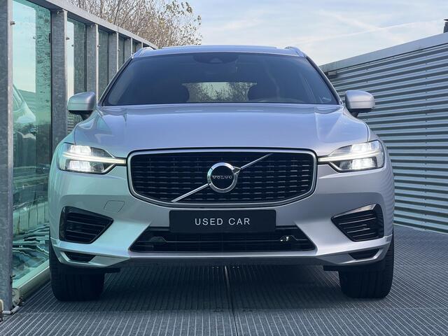 Volvo XC60 2.0 T8 Twin Engine AWD R-Design Verwarmde stoelen voor, Panorama dak, Park assist, Apple Car Play-Android Auto