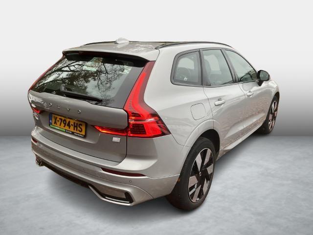 Volvo XC60 2.0 T6 Plug-in hybrid AWD Plus Dark | 20" | Sportstoelen | Panoramadak | Adaptieve Cruise Control | 20" | Parkeercamera |