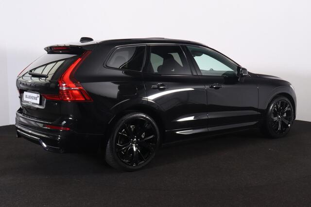 Volvo XC60 T6 Recharge AWD Plus Black Edition - Luchtvering - Panorama/schuifdak - IntelliSafe Assist & Surround - 360º Camera - Bowers & Wilkins audio - Adaptieve LED koplampen - Verwarmde voorstoelen, stuur & achterbank - Parkeersensoren voor & achter - Elektr. be