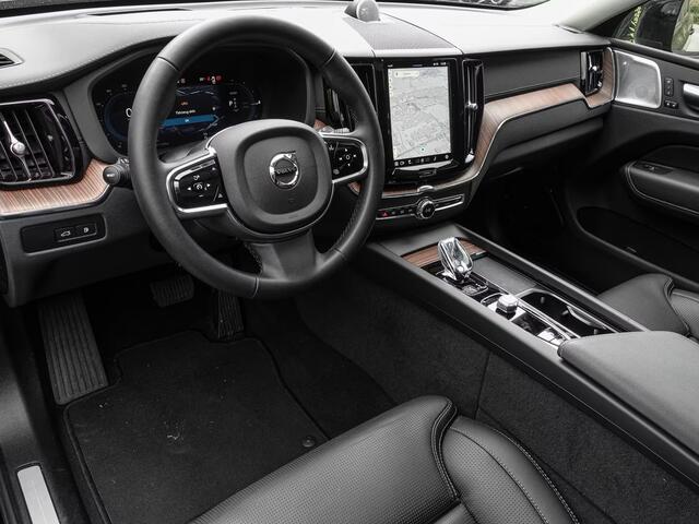 Volvo XC60 2.0 T8 Plug-in hybrid AWD ULTRA Dark (335kW/455PK) FULL OPTION (PANO / TREKH) ** 1e EIG - Ex VOLVO ** INFORMEER OOK NAAR ONZE AANTREKKELIJKE FINANCIAL-LEASE TARIEVEN **